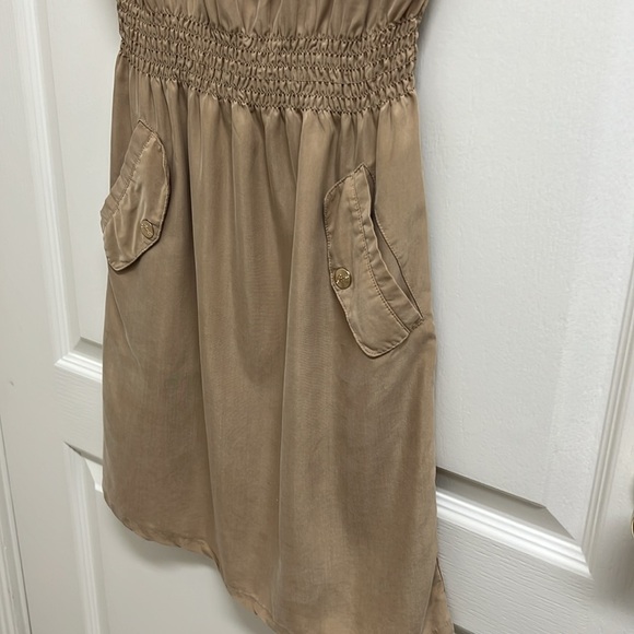 GUESS Cargo Cinched Waist Short Sleeve Mini Dress | Size XS Camel - Picture 5 of 8